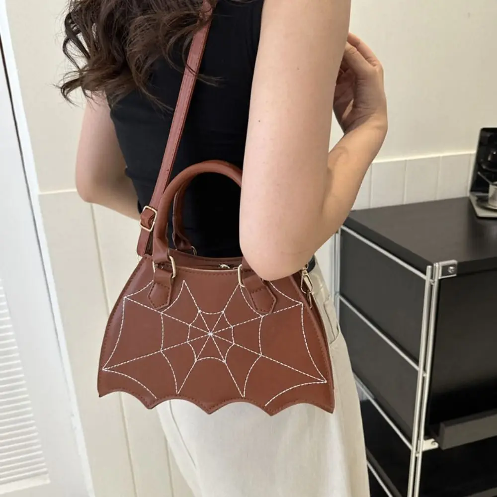

PU Leather Halloween Bag Harajuku Halloween Props Spider Web Shoulder Bag Bat Wing Handbag Halloween Crossbody Bag Outdoor