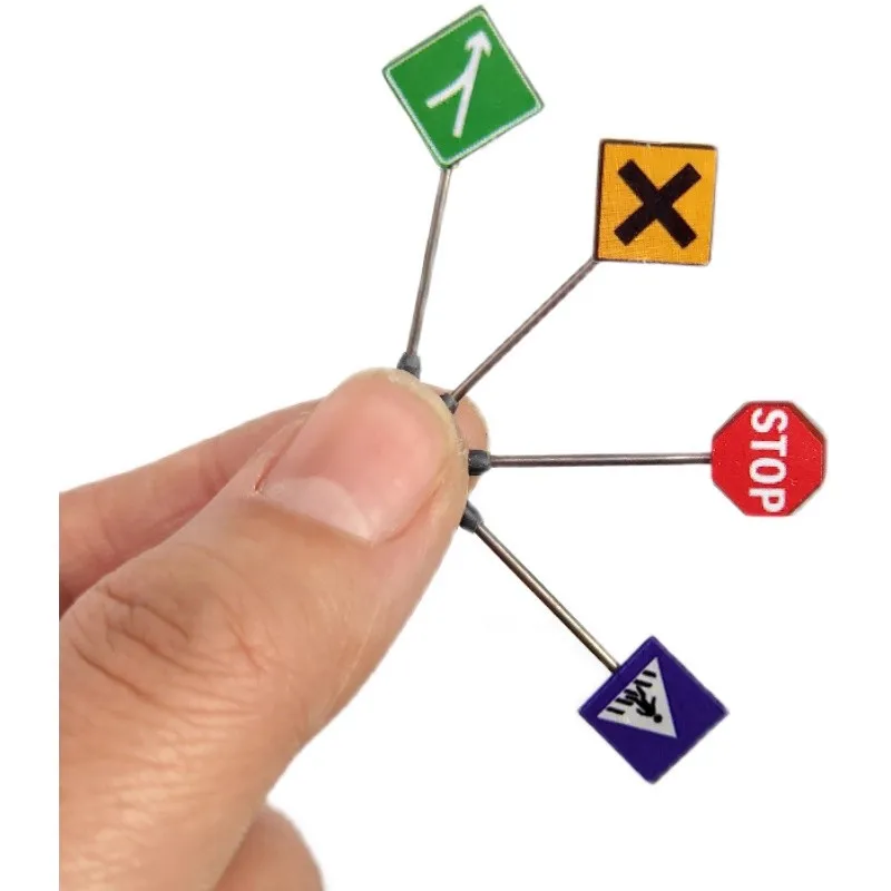 1/64 نموذج اكسسوارات السيارات علامات المرور الصغيرة علامات الديوراما