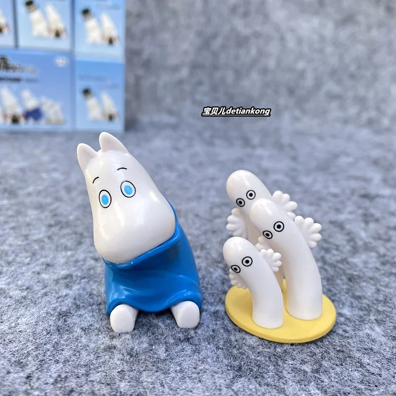 Moomins Blind Box Toys Famiglia grassa Snufkin Bambola addormentata Cute Anime Figure Model Toys Raccogliere ornamenti Regali per bambini