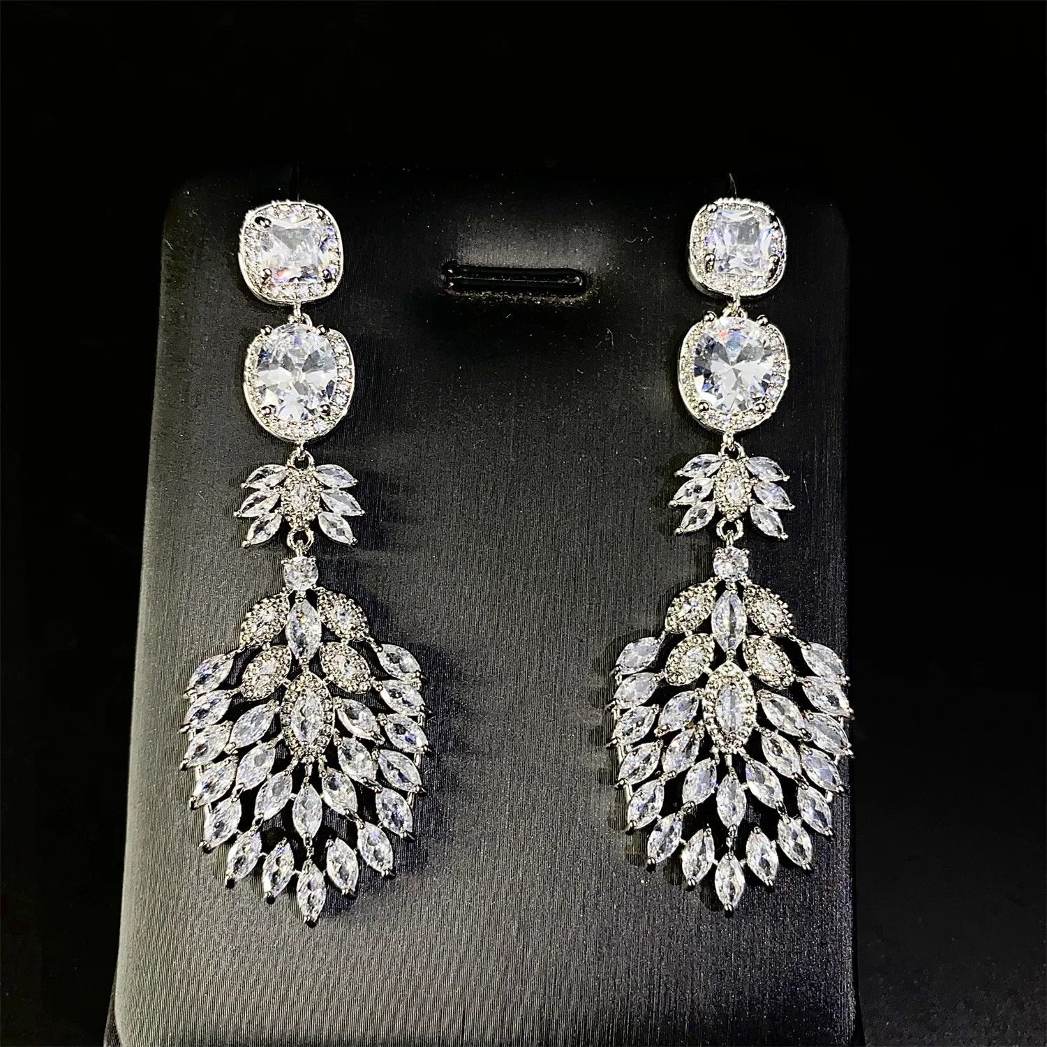 

white zirconia earrrings for women dinner party jewelry shiny long dangling earrings elegant gift female