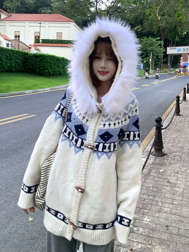 

Свободный вязаный кардиган с меховым воротником и пуговицами из рога для мужчин, повседневная осенняя одежда для пар, подходит для студентов