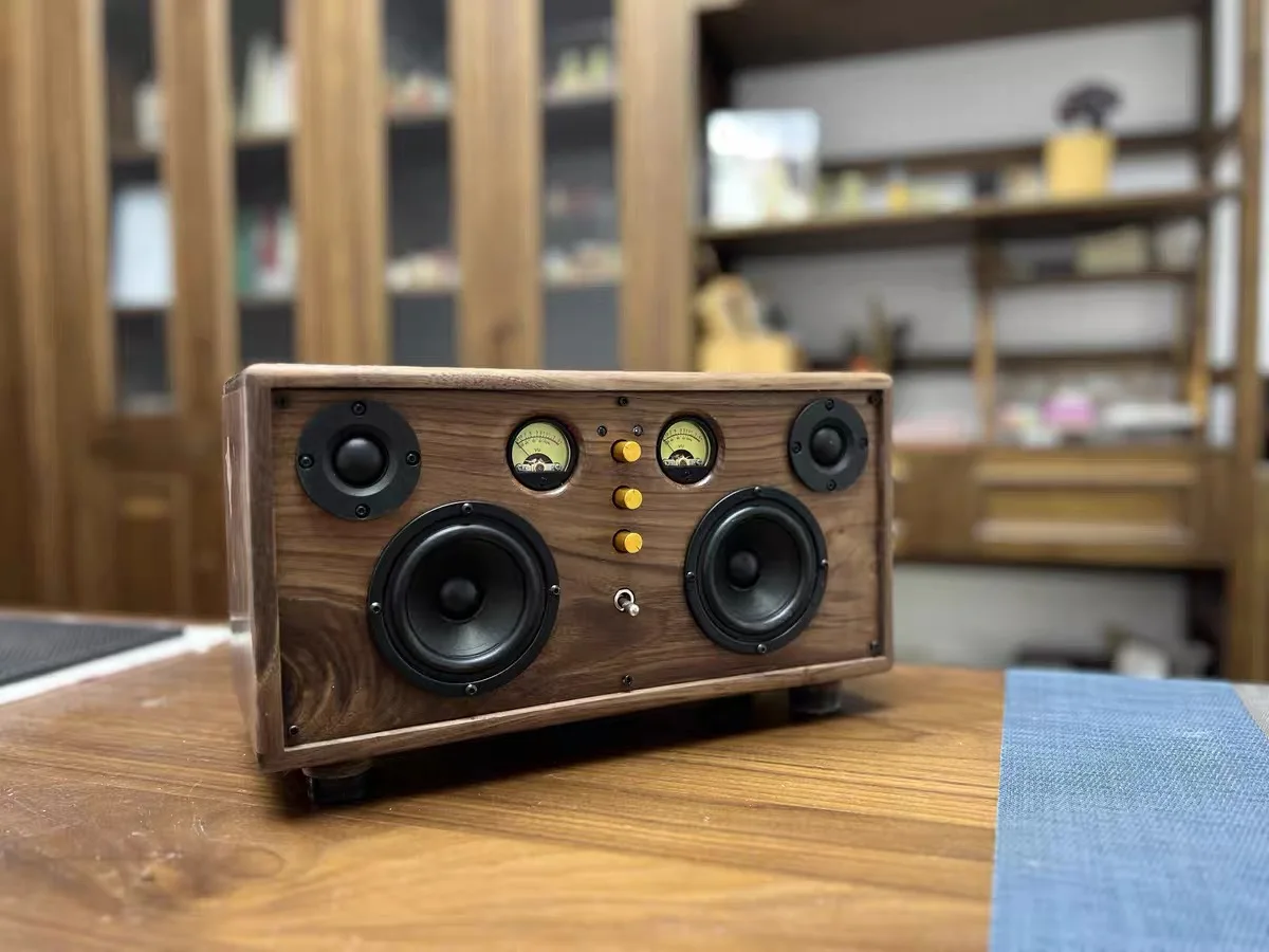 Handmade solid wood Bluetooth speaker bass black walnut wood retro desktop HIFI audio