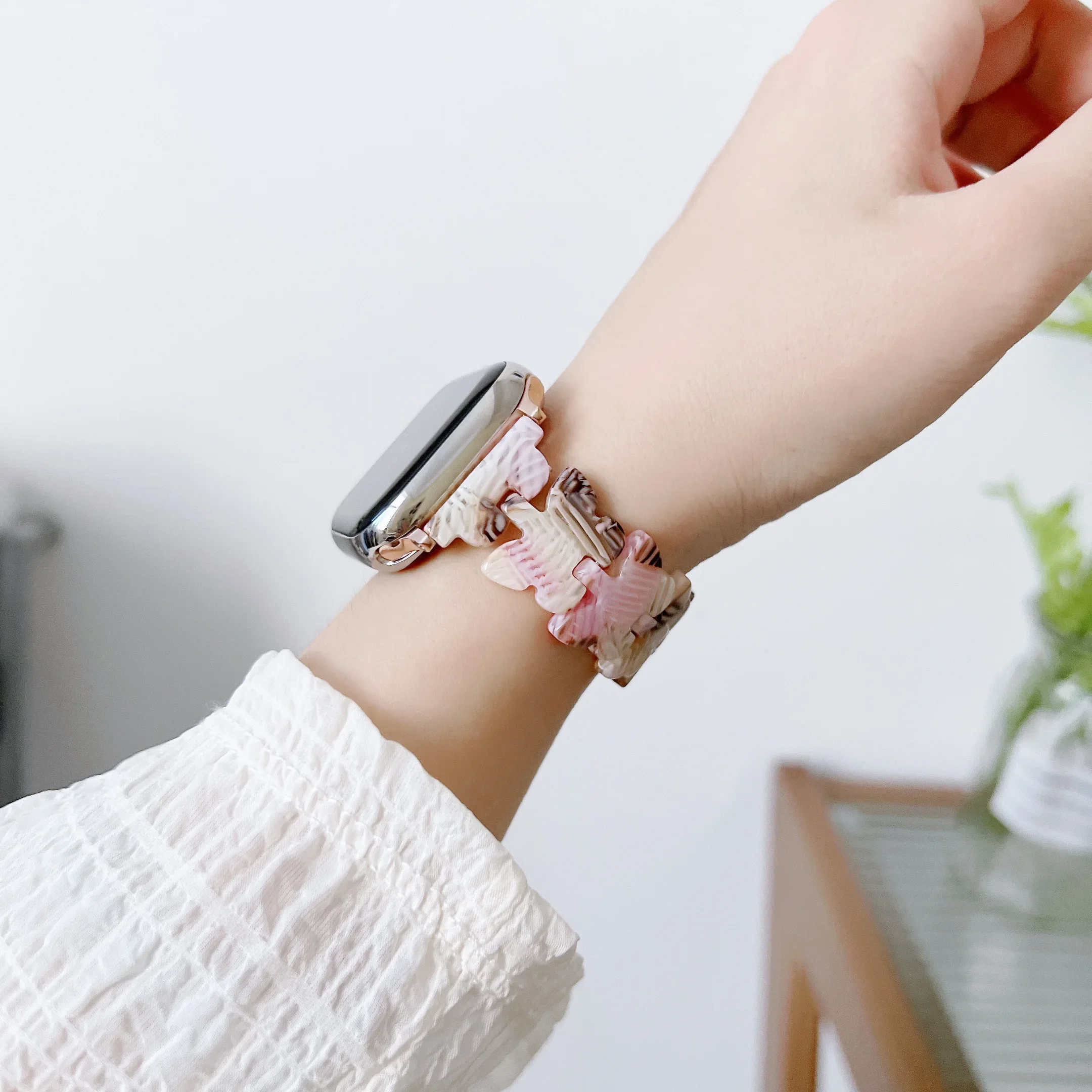 Resin Strap For Apple Watch Band 45mm 41mm 44mm 42mm 46mm 49mm Butterfly Shape Bracelet Belt iWatch Ultra 10 9 8 7 6 5 4 Correa