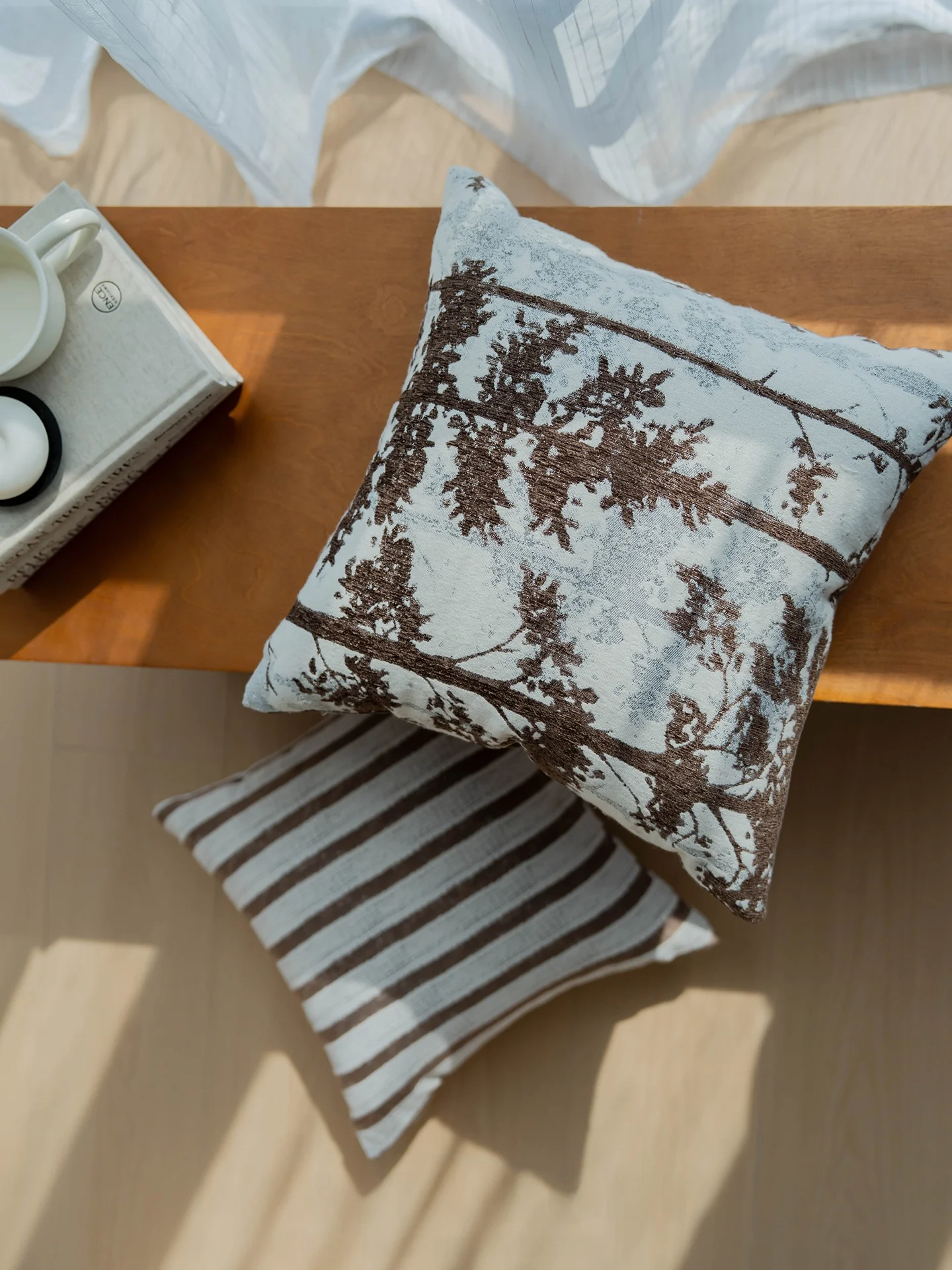 New Chinese Style Pillowcase Soft Decoration Luxury Sensation Square Stripe Pillow Creamy Style Car Buckle Pillow
