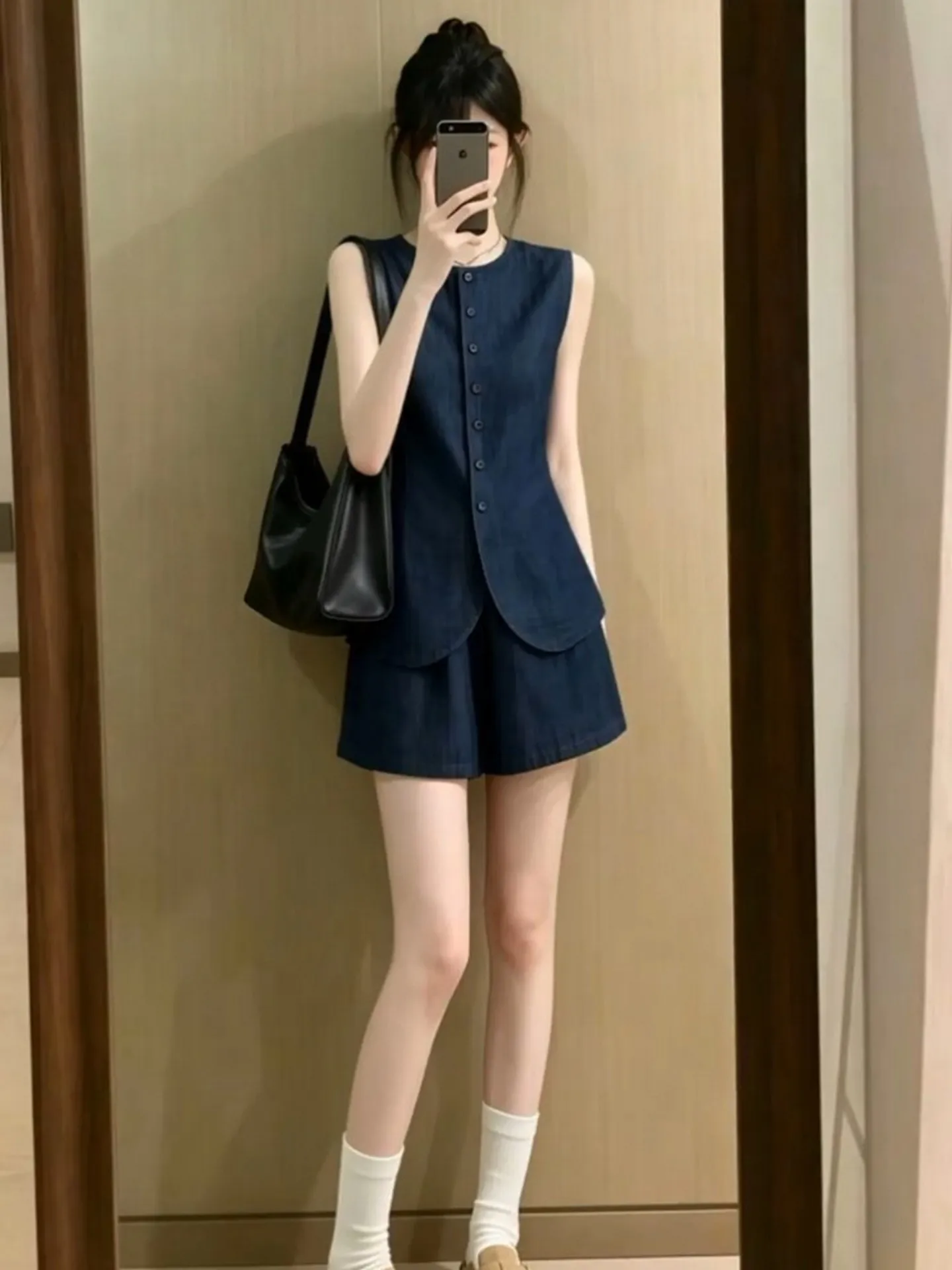 

Retro Denim Vest Set Women's Design Sleeveless Top High Waist Wide Leg Shorts Two Piece Set Summer New Style Fashion Ensemble