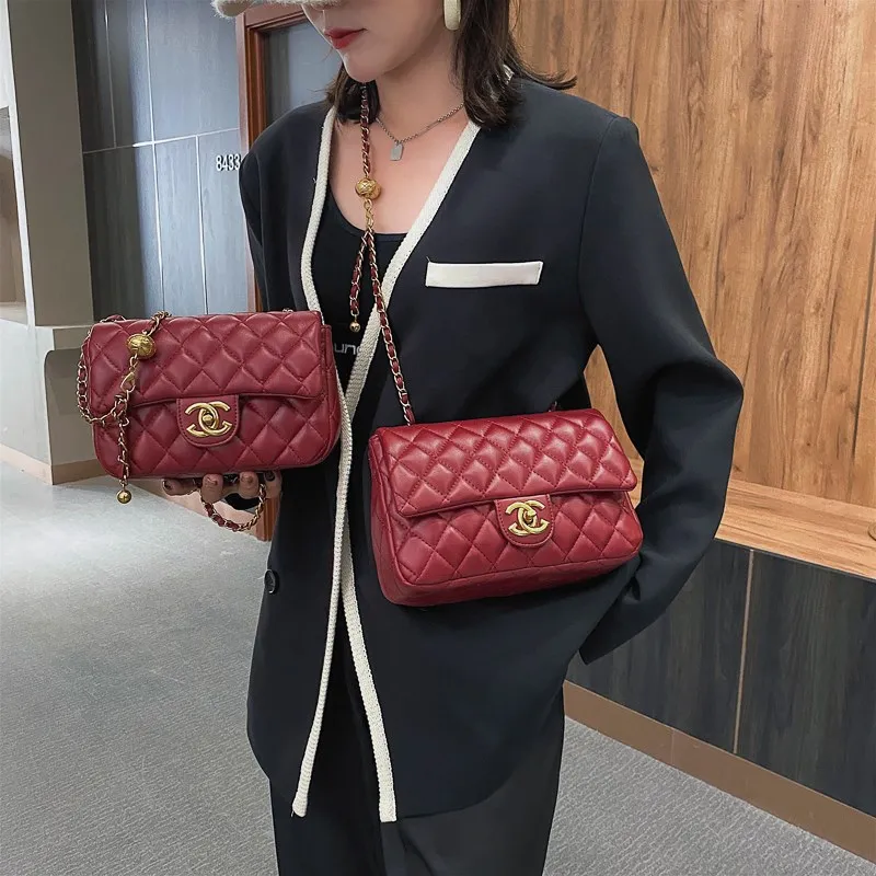 

​Spacious Women's Crossbody Bag 2025, Multi-Functional Quilted Shoulder Purse, Large Capacity Tote for Commute​