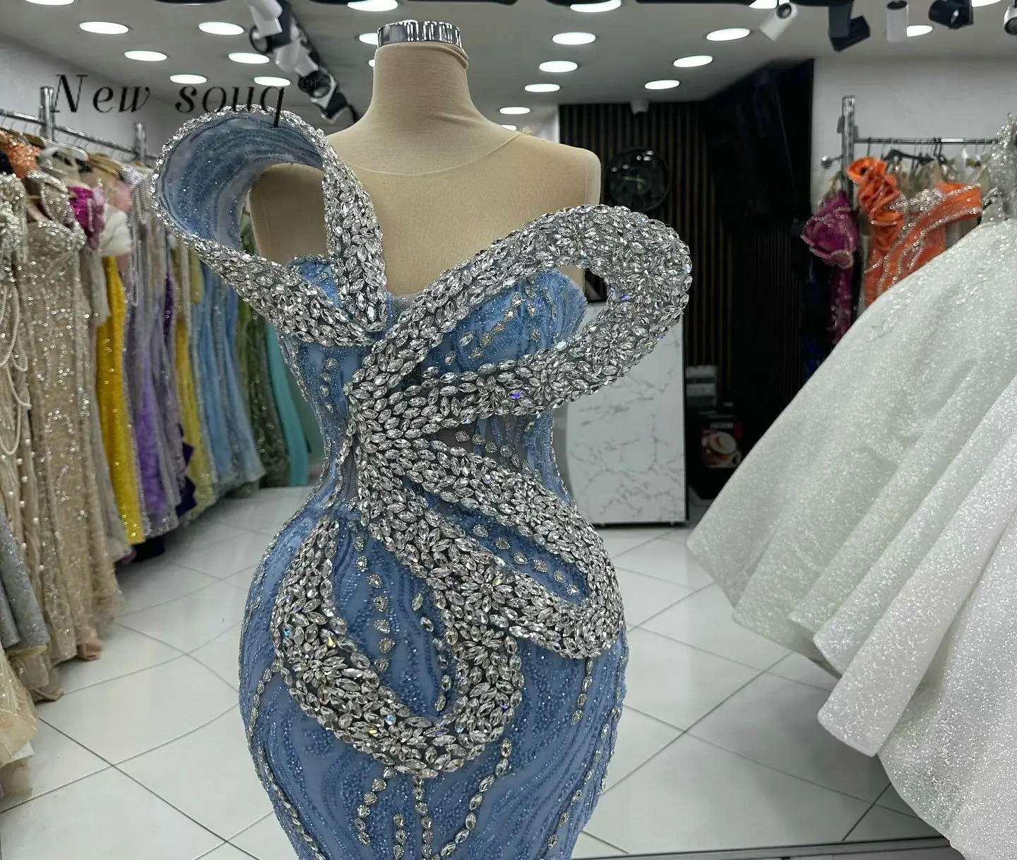 2025 Formal Long Light Blue Mermaid Evening Dresses with Silver Crystals Arabic Glitter Sequins Elegant Party Gowns for Women