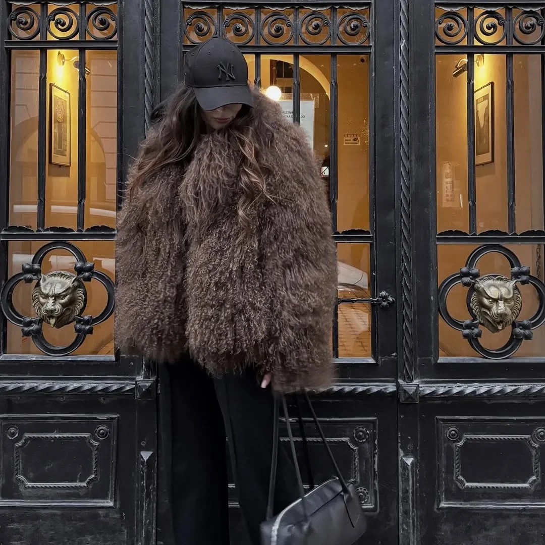 

Reality Fur Coat Female Fashion Warm Thick Clothes Lady Winter Natural Mongolia Sheep Fur Coat Women Elegant Real Fur Coat