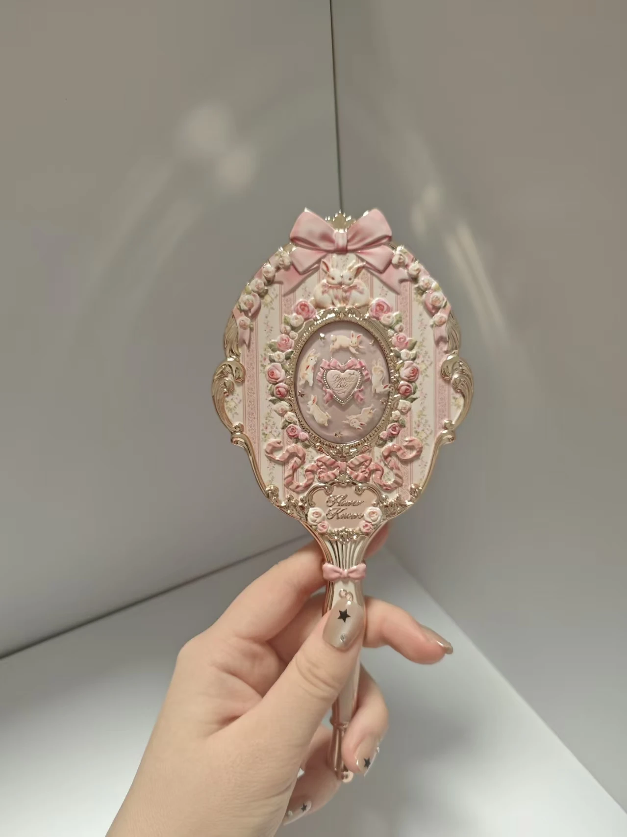 

Зеркало для макияжа Flower Knows New Bunny Garden Series, портативное