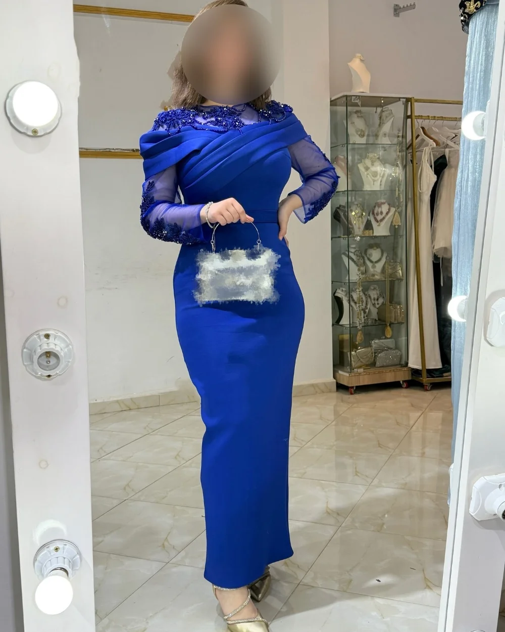 カスタムメイドの高品質ジャージプリーツスパンコール柄コラムスクープネックミディドレス、オーダーメイドの特別な機会、ホームカミング、お揃いのコーデに