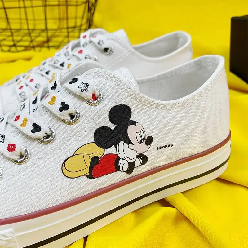 Disney cartoon canvas shoes Mickey little white sports shoes girl couple with summer new casual shoes