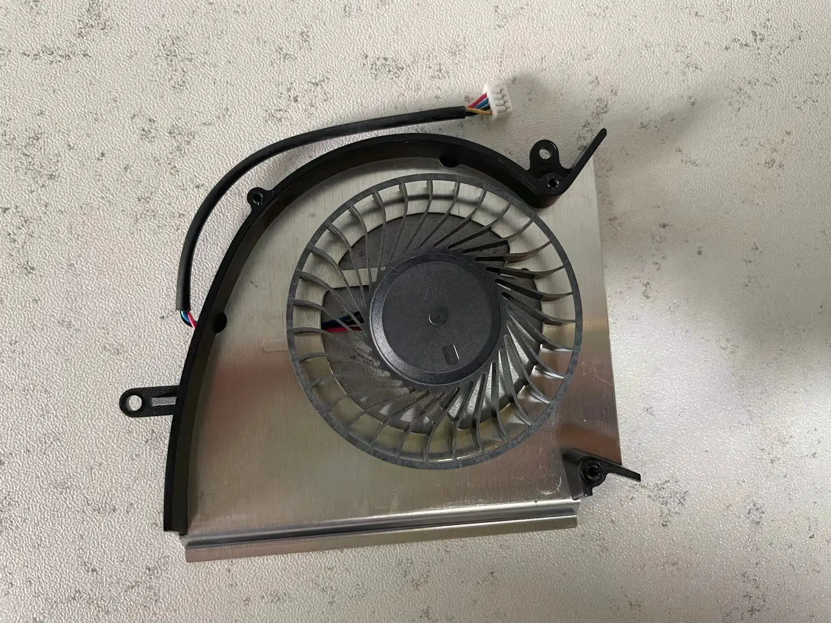 Imagem -03 - Substituição para Msi Ge75 Gp75 Gl75 We75 Ms17e7 Ms-17e2 Ms-17e4 Ms-17e5 N417 N414 Novo Ventilador de Refrigeração Cpu Gpu Cooler