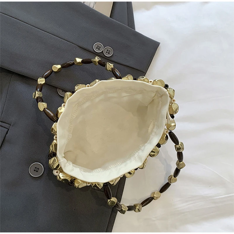 Ausgehöhlte Holzperlen-Handtasche mit gewebtem Obergriff und Canvas-Innentasche mit Kordelzug, koreanische leichte schicke Strandtasche für Damen – Detail 6