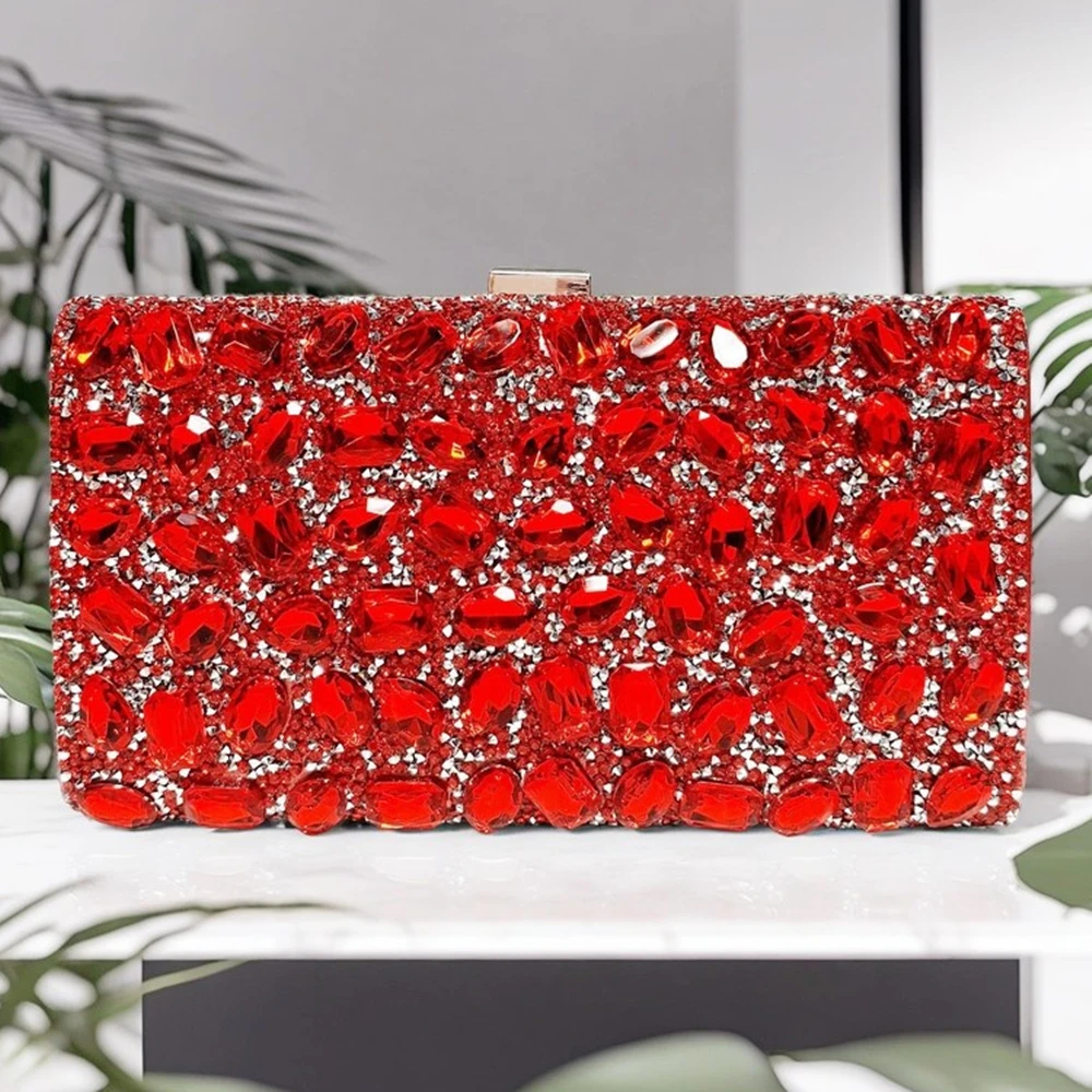 2026 Sparkling Gold Rhinestone Evening Bag Women Designer Crystal Clutch Purse Bling DiamondS Wedding Handbag Chain Shoulder