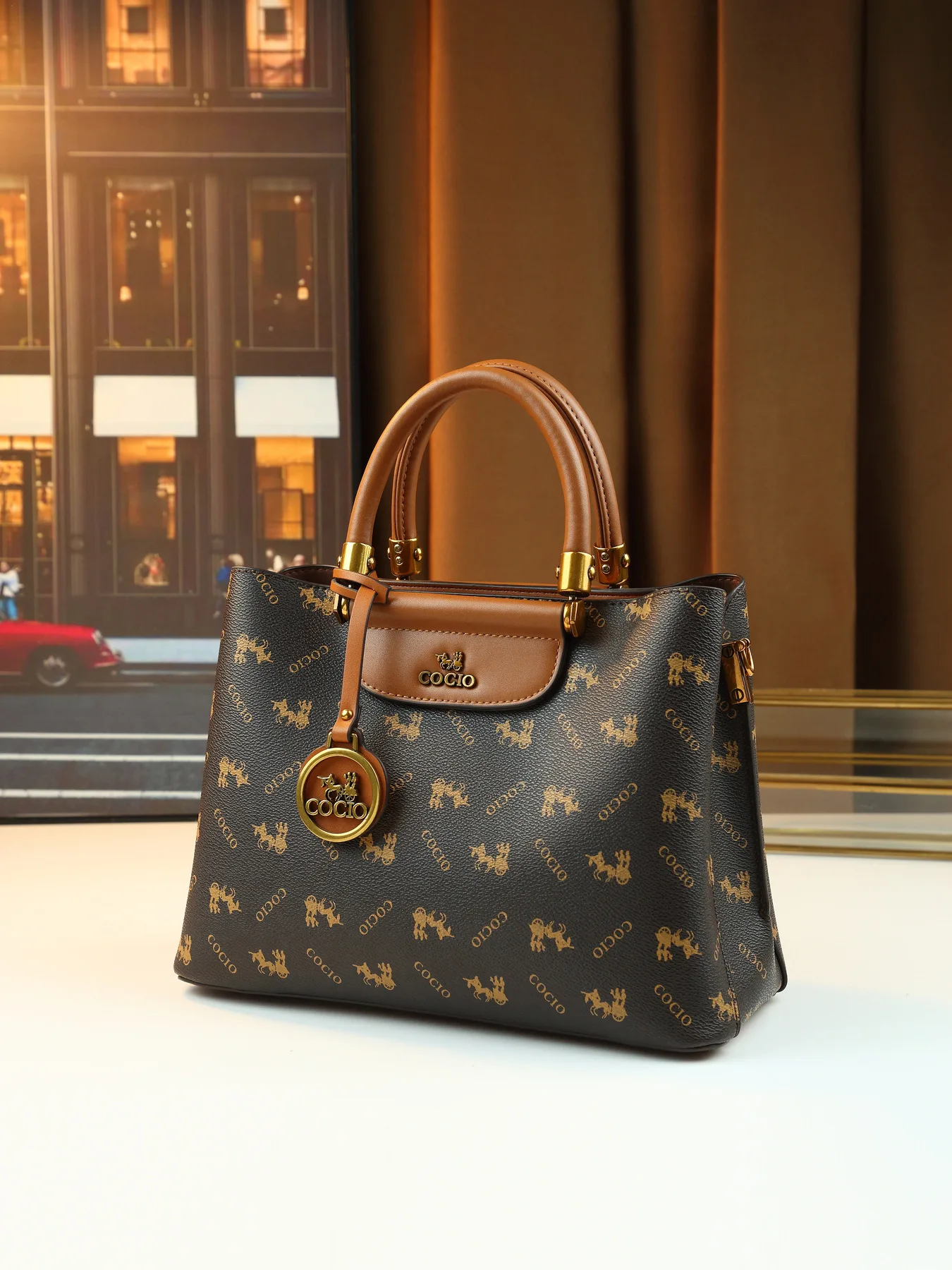 

Модная уникальная сумка для подгузников с логотипом в виде букв для женщин, классическая винтажная сумка через плечо, роскошная дизайнерская кожаная сумка-мессенджер и сумка-тоут.