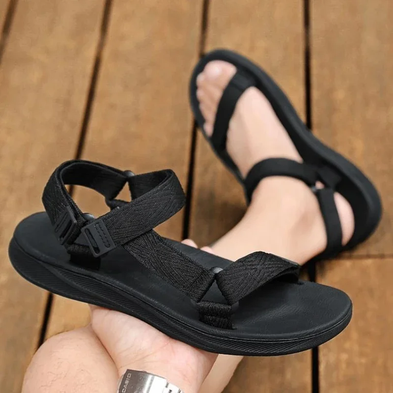 

Мужская обувь высоты, черная, для повседневного использования для взрослых, распродажа, нескользящая дизайнерская обувь, уличные японские дешевые роскошные мужские сандалии H