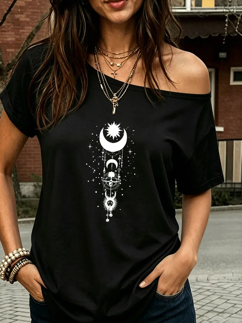 Harajuku Retro Moon Print Y2K T-shirt Graphic Tee Streetwear Women's Aesthetic Summer Loose Off Shoulder Clothes