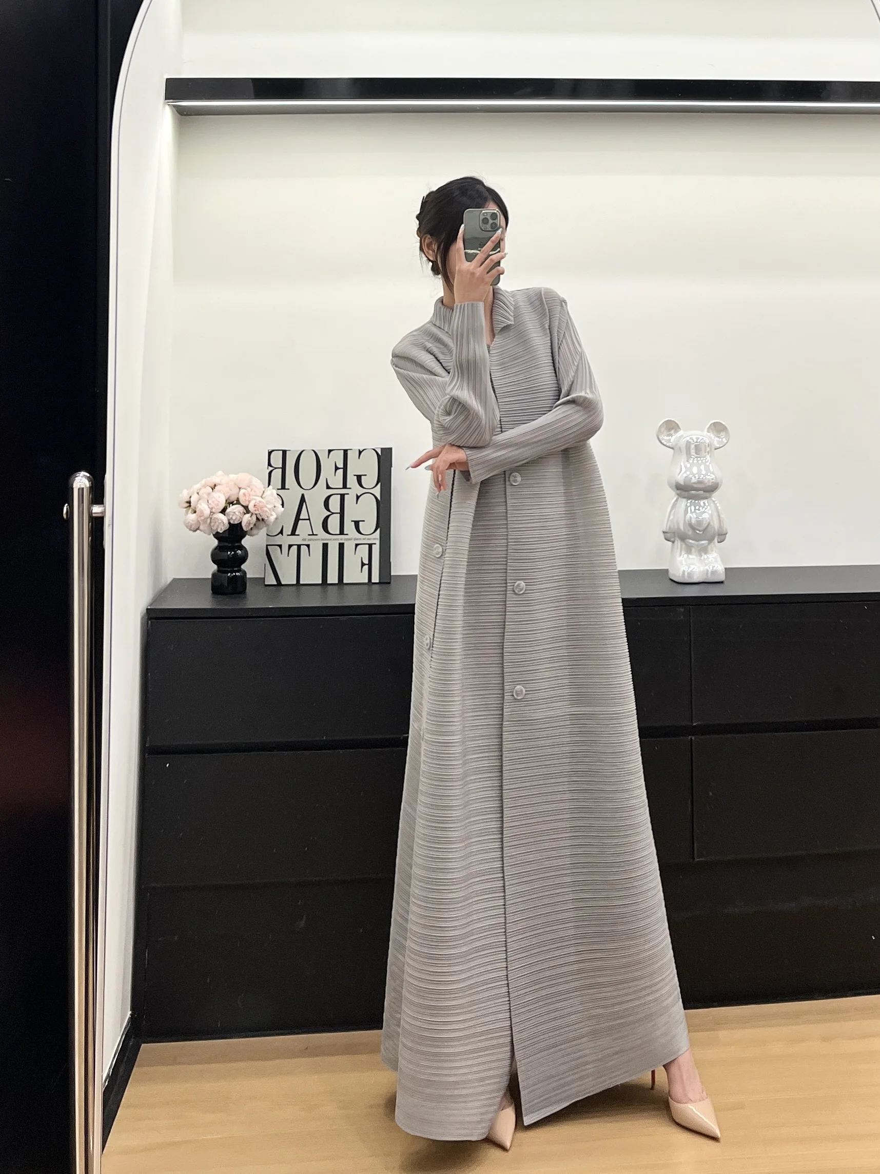 2025 패션 캐주얼 프리미엄 느낌 편안한 느슨한 옷 솔리드 컬러 카디건 긴 소매 Pleated Tie Women's Abaya Miyake
