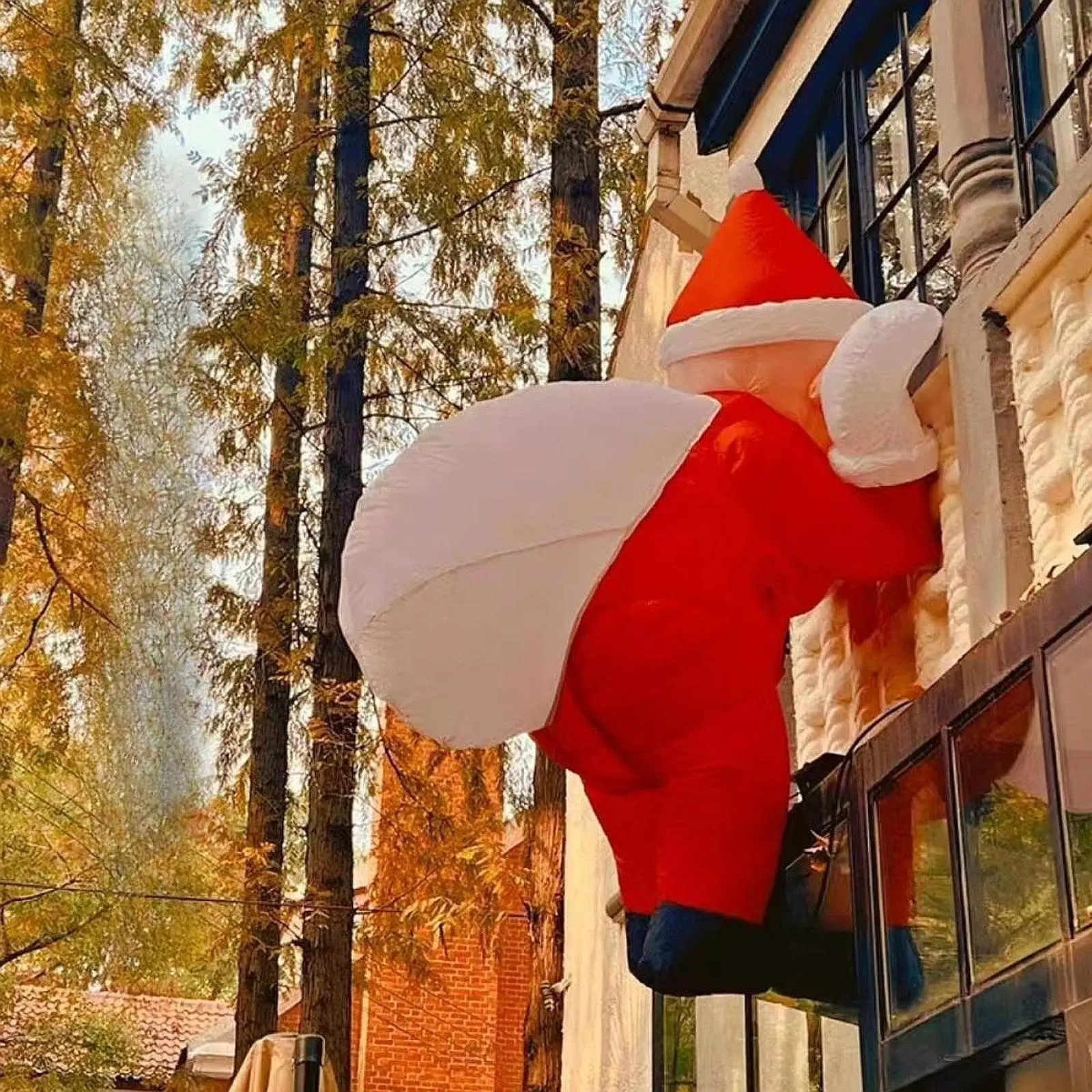 Christmas Inflatable Hanging Santa Outdoor Decoration Holiday Gift Yard Decoration for Patio Backyard Outdoor Festival Garden