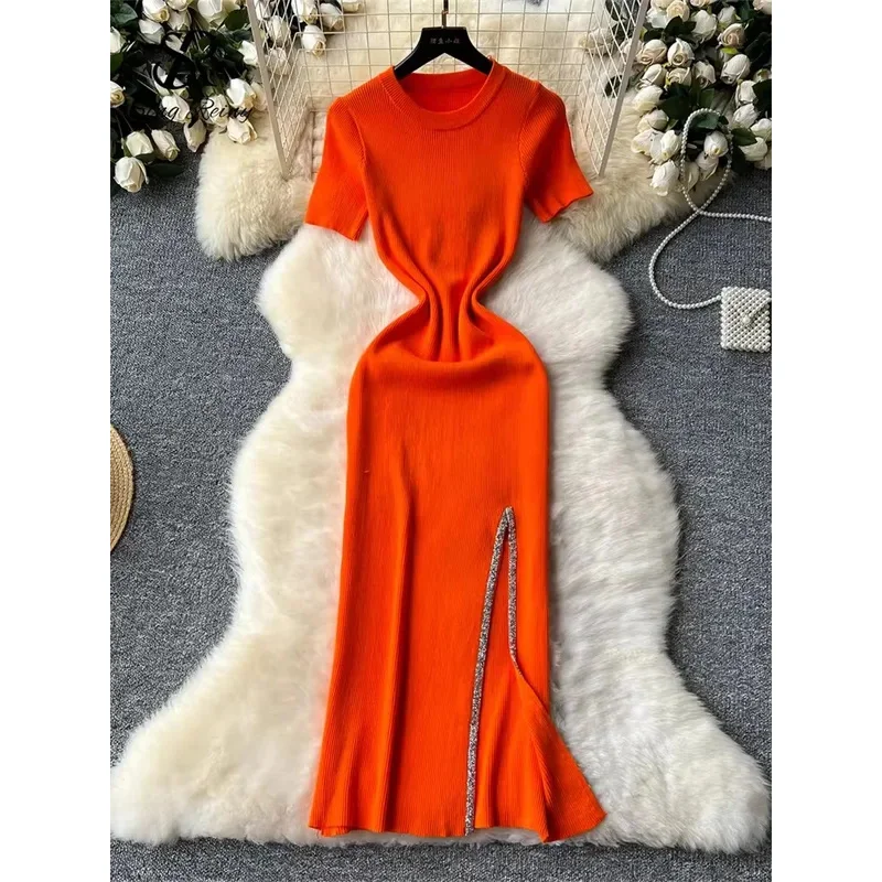 시니어 럭셔리 슬림 드레스 여성용 O넥 바디콘 시퀸 스플릿 시크 디자인 여름 패션 니트 여성 섹시 미디 드레스