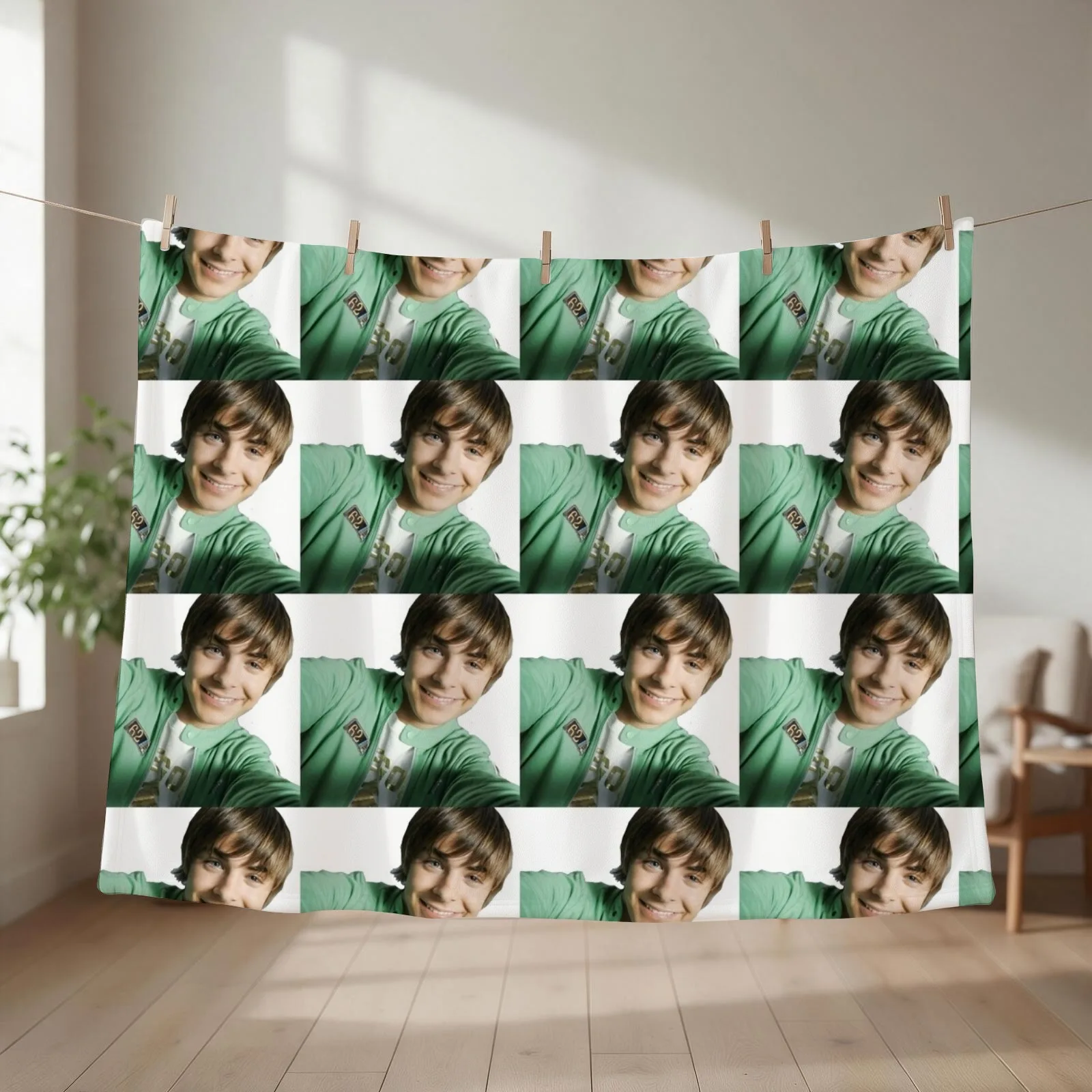 New Zac Efron Selfie Throw Blanket couch cozy soft plush fuzzy picnic outdoor blanket