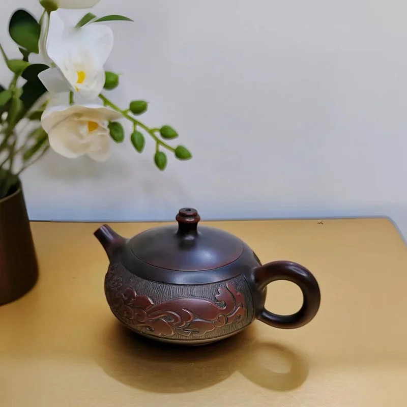 Qinzhou Nixing pottery teapot, pure handmade raw ore, dust-free pot, relief dragon pattern, small capacity 150ml