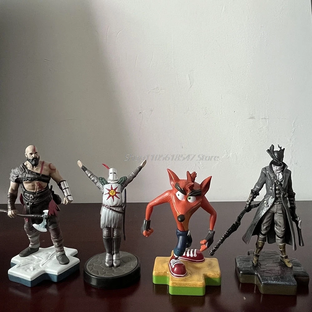 Amine TOTAKU Crash Bandicoot God of War Kratos The Old Hunters Blood Hunter Dark Souls Sun Figure  Model Toy Doll Birthday Gifts