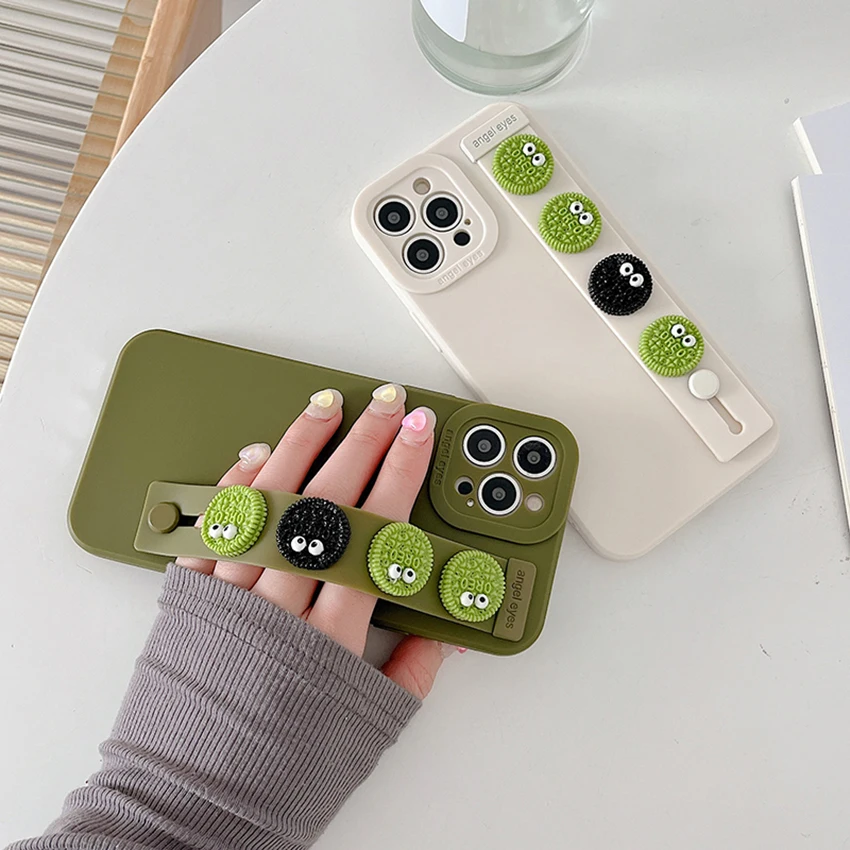 

Wristband Bracket Phone Case For Iphone 15 14 13 Pro 12 11 Max Plus 15Pro Cartoon Cookie Phone Case Tpu 14Pro Cover Soft X Shell