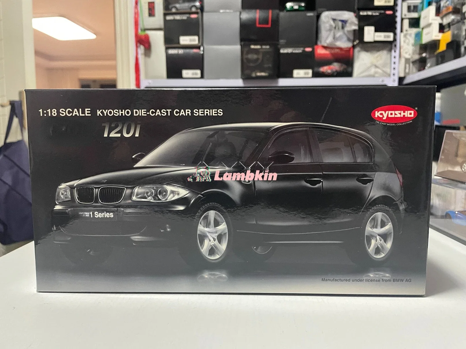 KYOSHO 1:18 For BMW 1-Series Hatchback Sedan Model E87 120i Black Favorite Last One