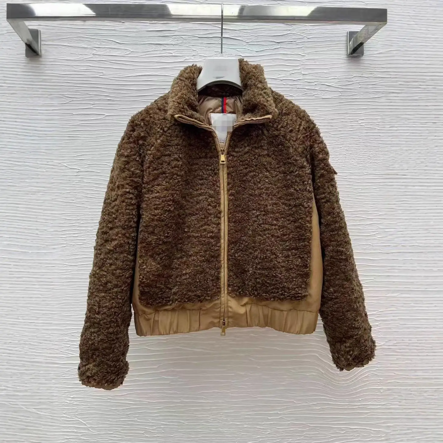 

Универсальная укороченная куртка-пуховик с воротником-стойкой для ранней осени, неформальный стиль, стандартный крой, теплая, ультракороткая, на гусином пуху