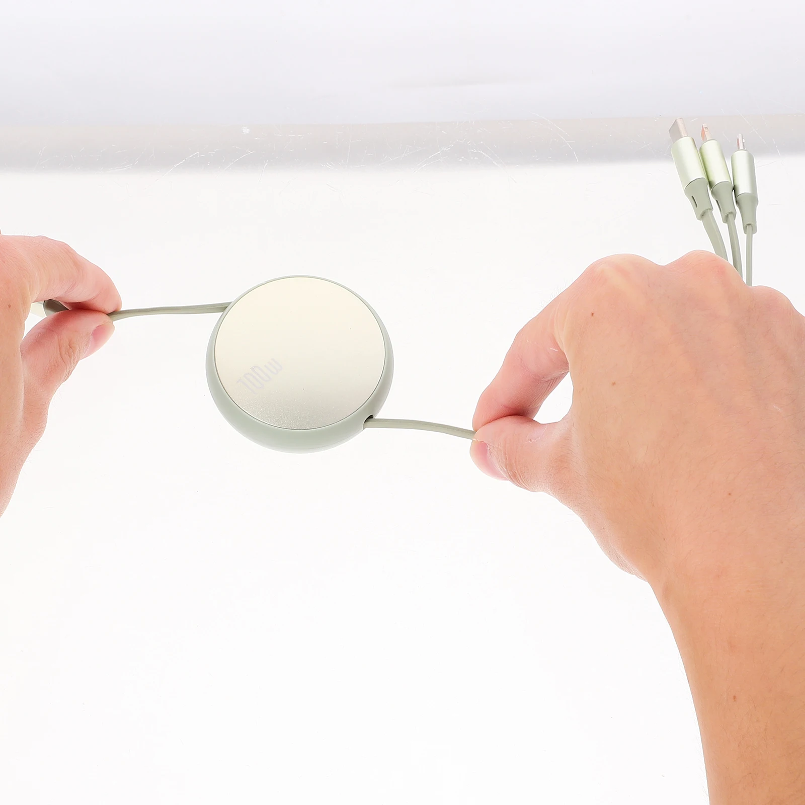 

Type-C Retractable Fast Charging Cable Compact Lightweight Portable for Mobile Phone Data Transmission Green