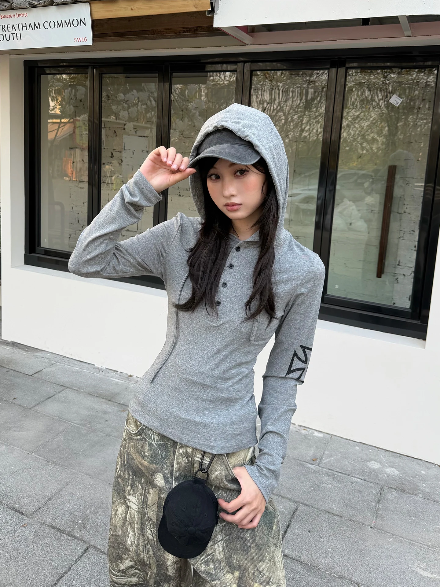 

Футболка с длинными рукавами и капюшоном Don Cry Henry Le Side с принтом, мужская легкая солнцезащитная верхняя одежда, повседневный летний топ