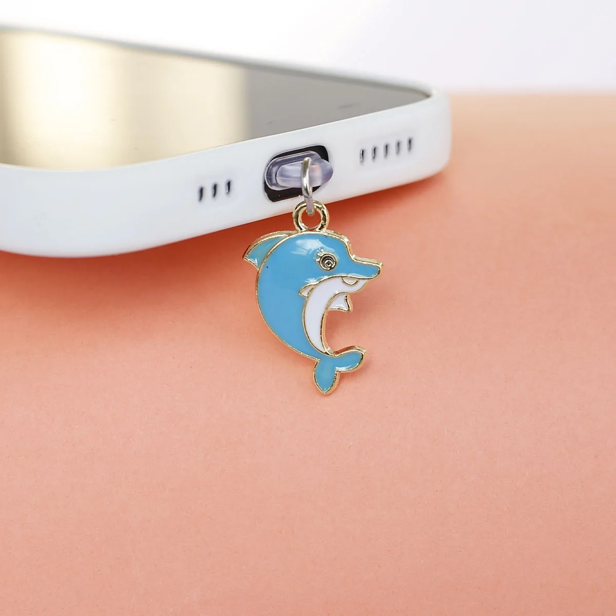 1 Stück Ocean Series Tiere Tropische Fische Haie Delfine Handy-Staubschutz-Anhänger Zubehör Dekoration für iPhone Typ-C – Detail 3