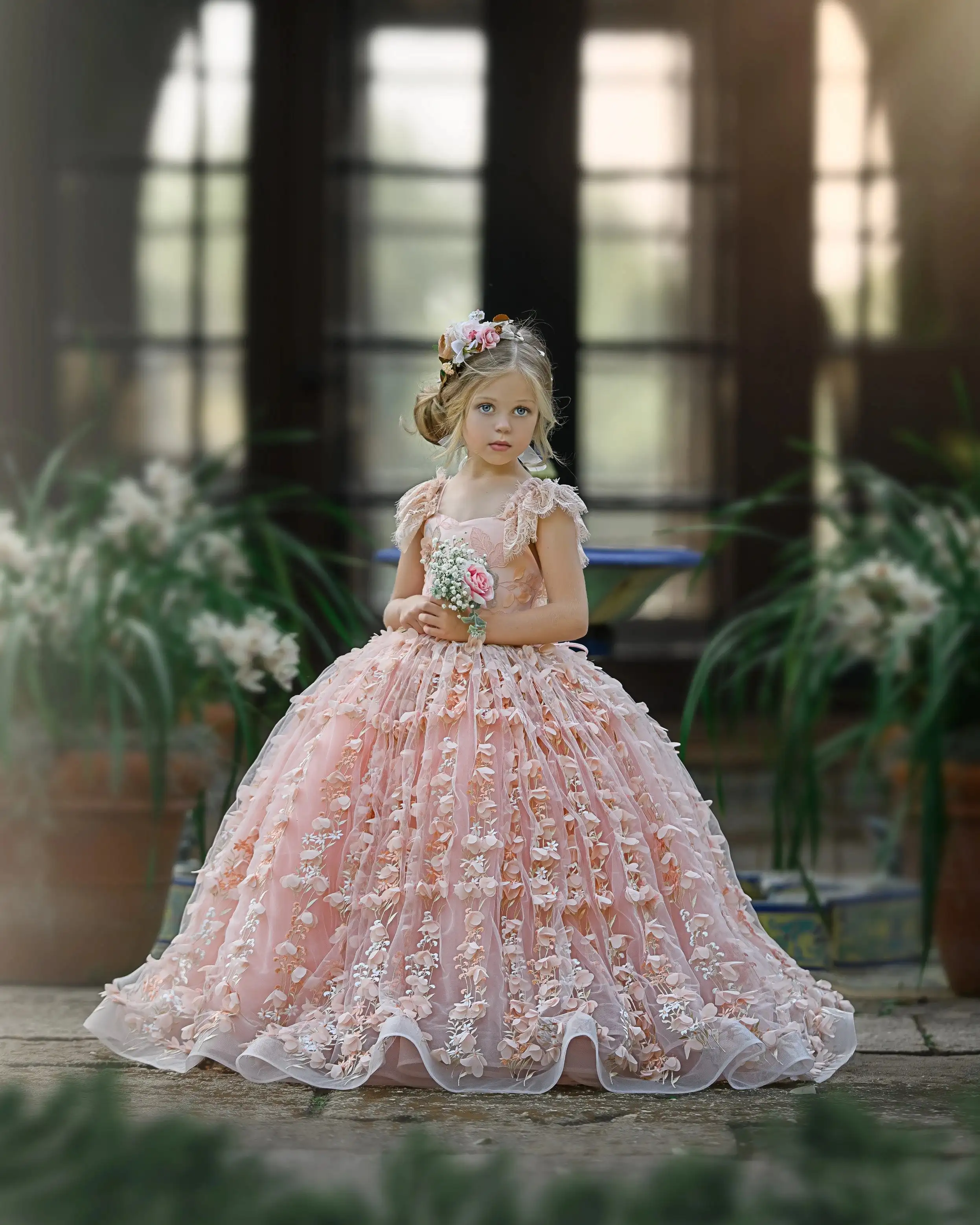 Princess Pink a-line Covered Sleeve Lace Flower Girl Dress abiti eleganti da donna abiti morbidi di lusso con maniche ricoperte