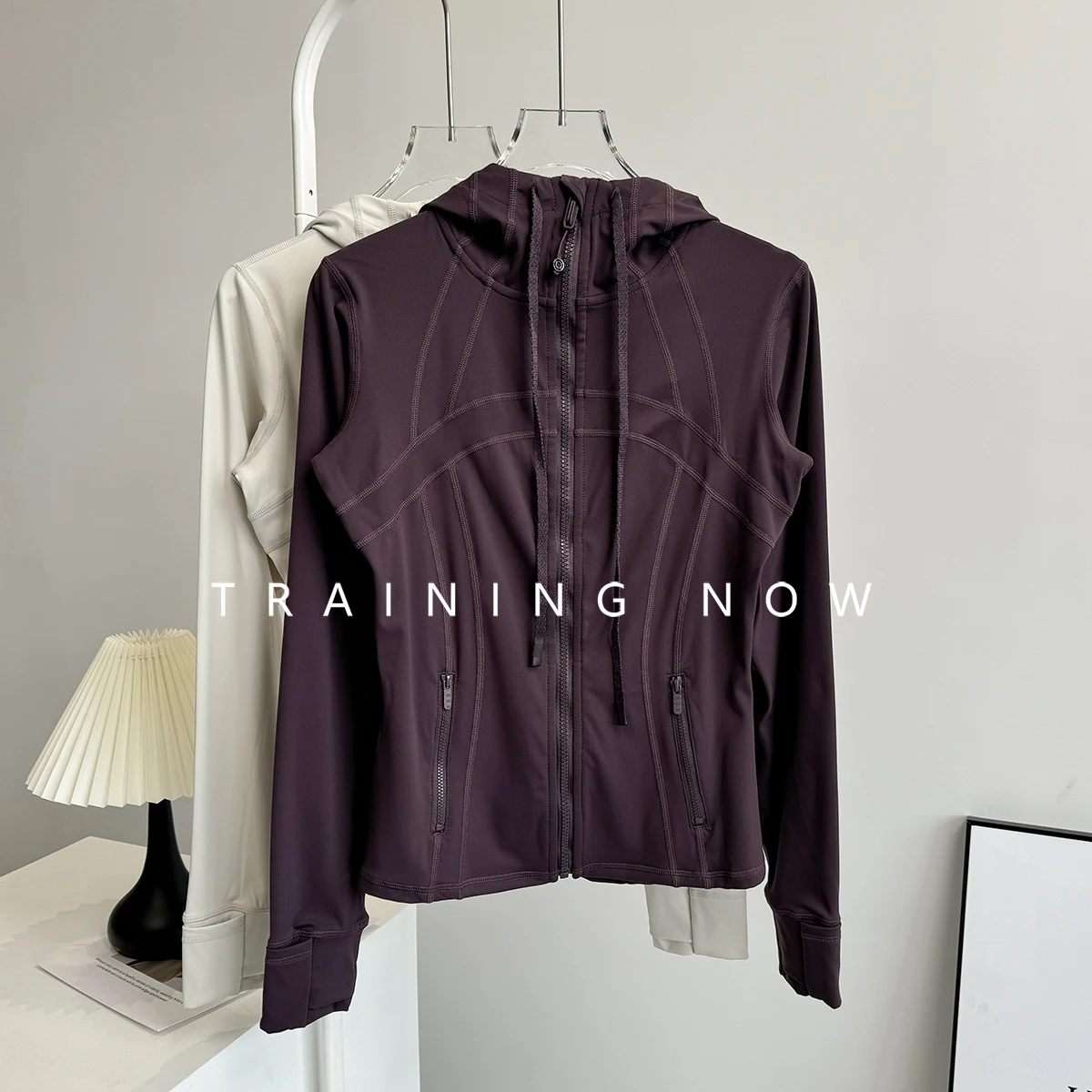 

Sports jacket for women in autumn new elastic hairy jacket zipper body hooded slim high-end yoga suit