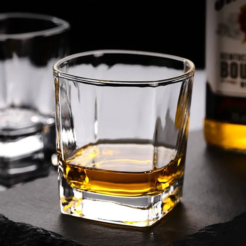 

TOPLIVING 235ml Transparent Drinkware Party Bar 2pcs Set Classic Modern Square Wine Glass Thick Bottomed Whiskey Glass Beer Bran