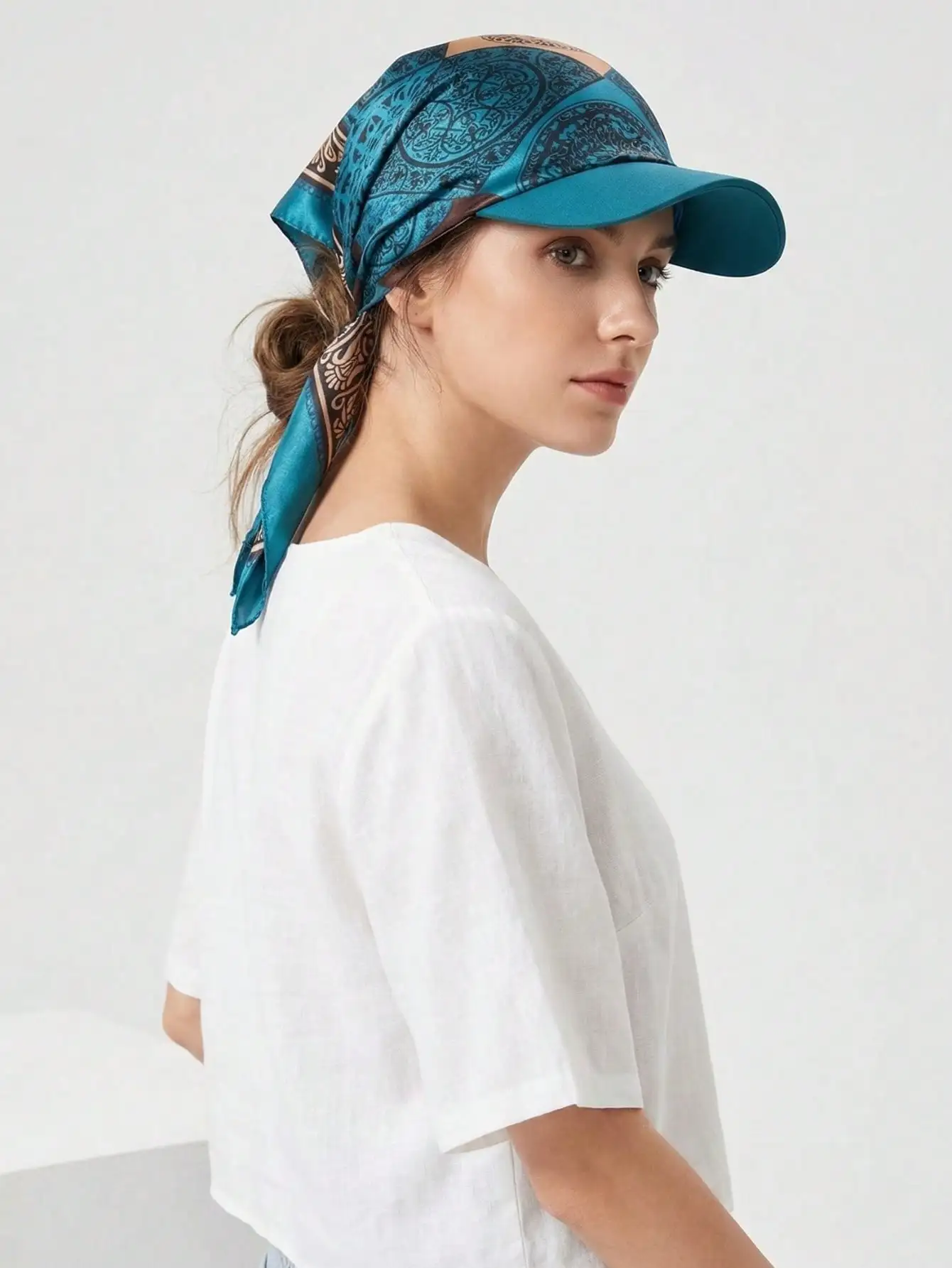 Women Printed Satin Headscarf Baseball Cap Soft Breathable With Brim Sun Hat Windproof Outdoor UV Protection Head Wrap Ladies Summer Casual Travel Beach Hat