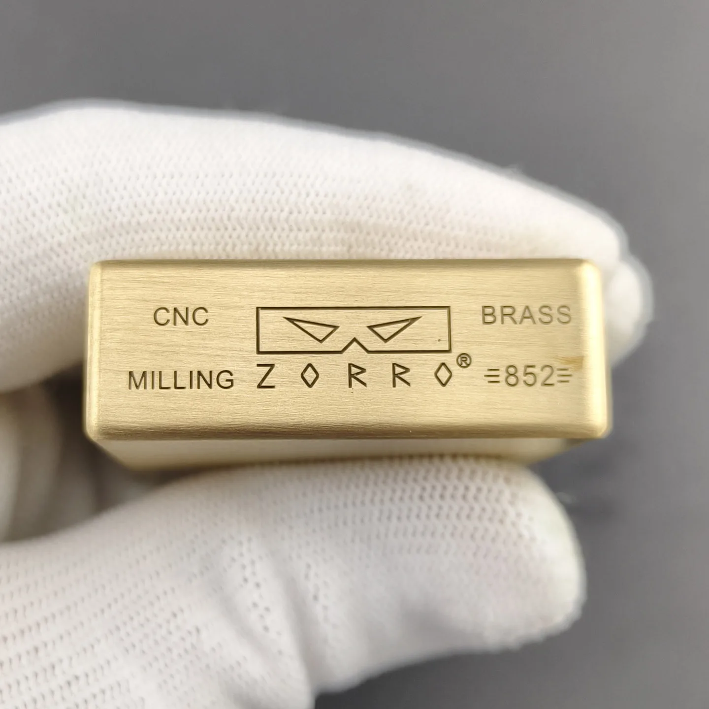 ZORRO 4th Gen Z852 Armor Fuel Lighter CNC Full Brass Blank Shell Raw Copper Brushed Surface Relief Smoking Accessory Men Gift