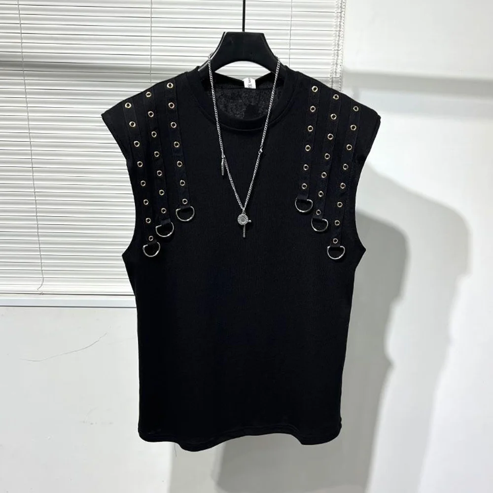 Mens Vest Punk Fashion Dark Metal Rings Decoration Black Sleeveless Loose Tops Streetwear Stylish Hip Hop Vest Summer New 2024