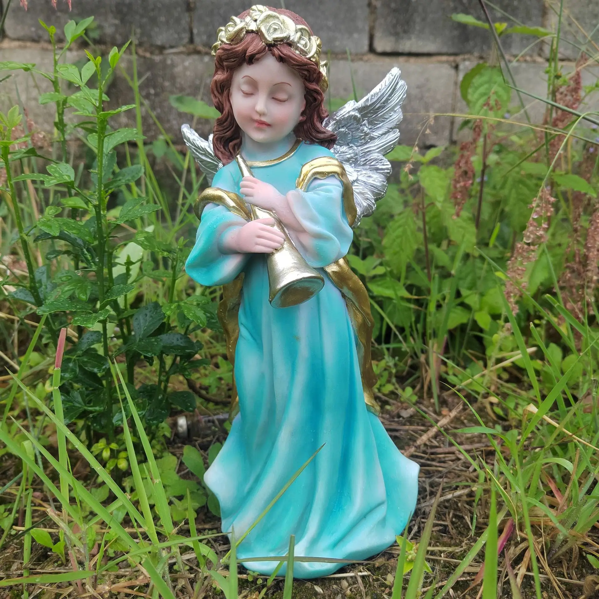 

Garden girl flower fairy European creative decoration home garden villa decoration handicraft resin statue decoration