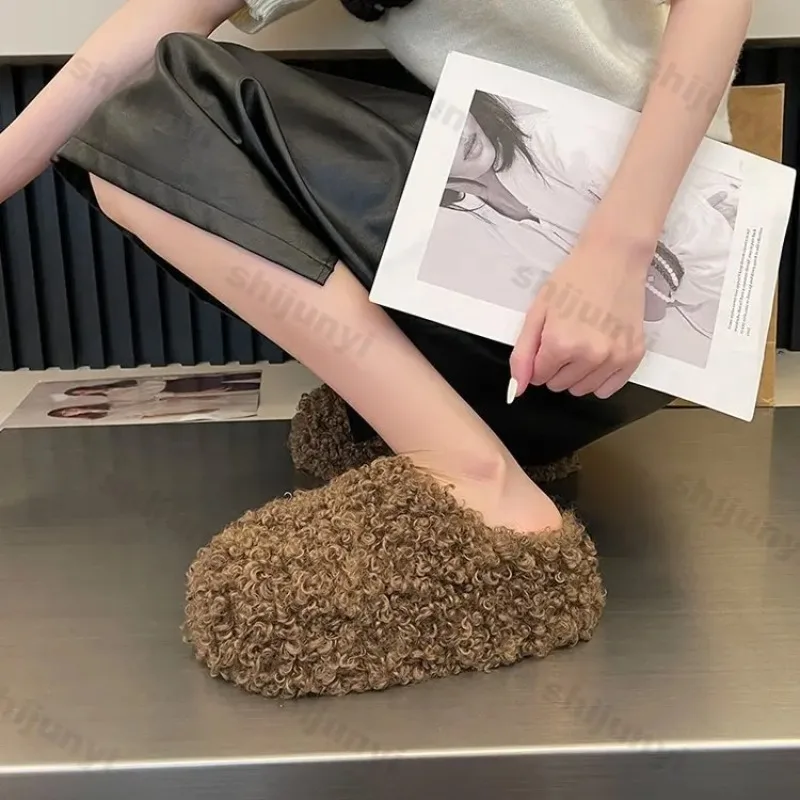 Thick Heel Luxury Lambwool Mules 2025 Winter Shoes Woman Flip Flops Flat Cover Toe Slides Ins Warm Curly Lamb Fur Slippers Women