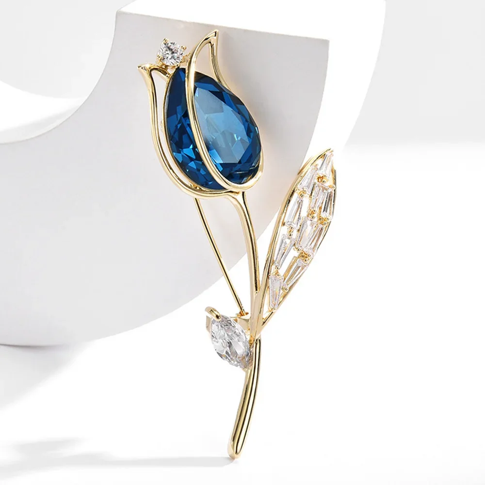 New Blue Crystal Tulip Flower Brooch Jewelry for Banquet Party Corsage Fashion Copper Plant Floral Pin Accessory Lady Badges