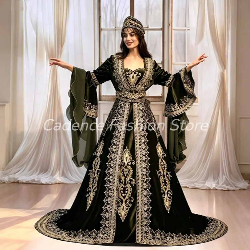 Luxurious Algerian Green Bridal Gown Traditional Velvet Kaftan Bell Sleeves Lace Beading Embroidery Wedding Dress Customized