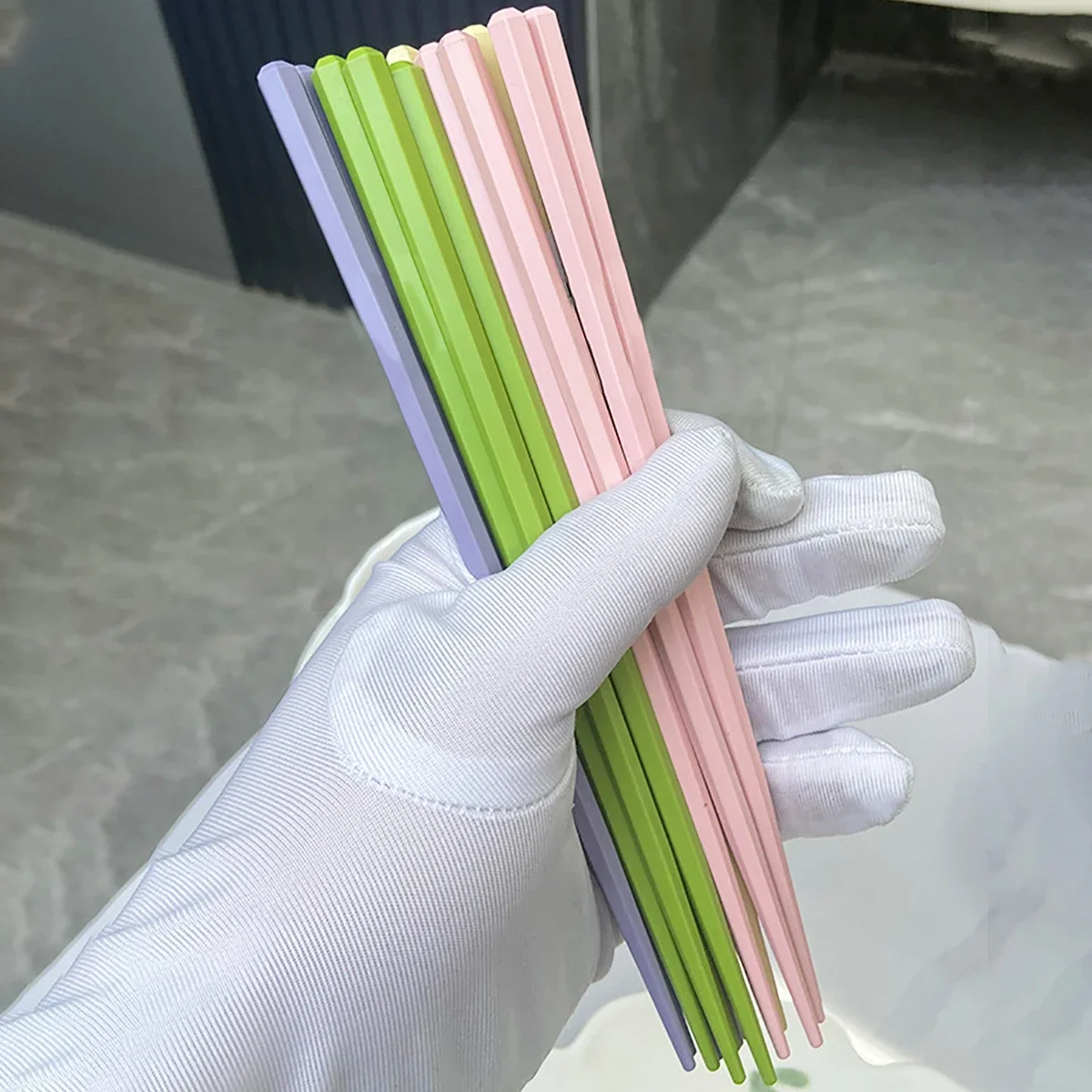 

Набор из 5 пар прочных нескользящих палочек для суши в цвете макарон, из сплава, для свадеб и ресторанов