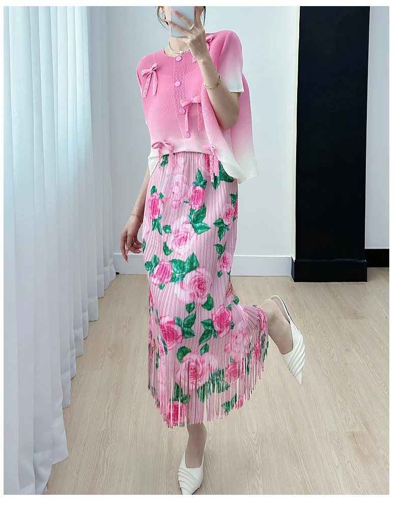 

HOT SELLING Miyake fold fashion rose print Retro skirt straight Nimble fringe skirt IN STOCK