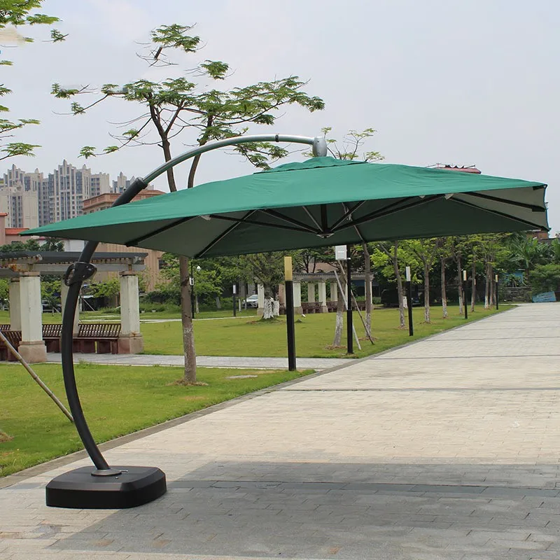 

Modern Design Waterproof Outdoor Sun Umbrella with Steel Frame and Polyester Canopy for Courtyard Beach Patio Use