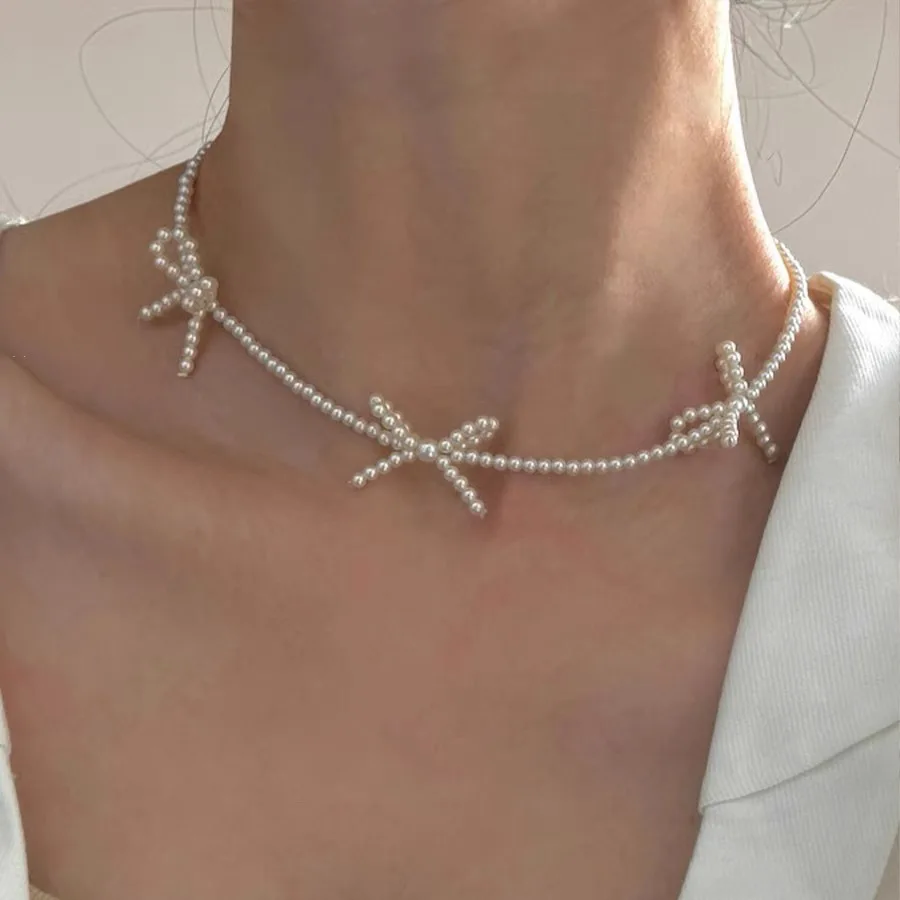 Y2K Jewelry Sweet Pearl Bowknot Necklaces Simple Style Short Clavicle Chains Choker for Women Girls Anniversary Party