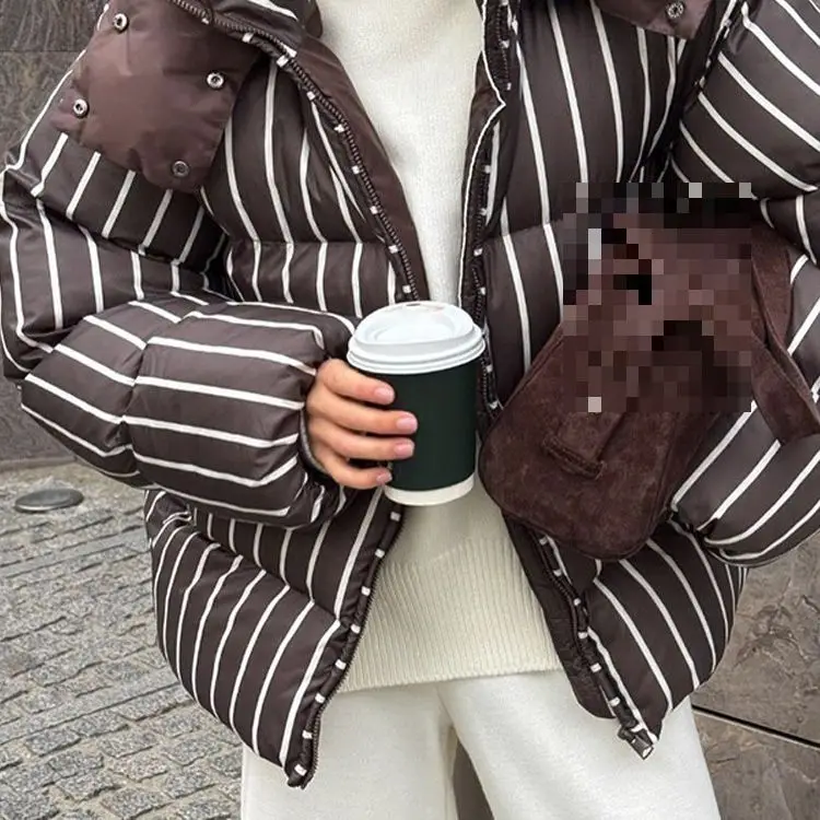 

Тепло гарантировано, зима 2025 г., женская хлопковая куртка с капюшоном и воротником-стойкой, полосатая верхняя одежда, трансграничная корейская одежда