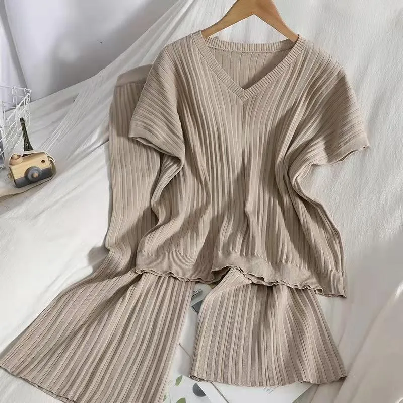 

Women's 2-piece Set Blouse V Neck Cap Sleeve Top Beige Set Ribbed Knit Tops Black Set Wide Leg Pants Shirt Summer Pleated