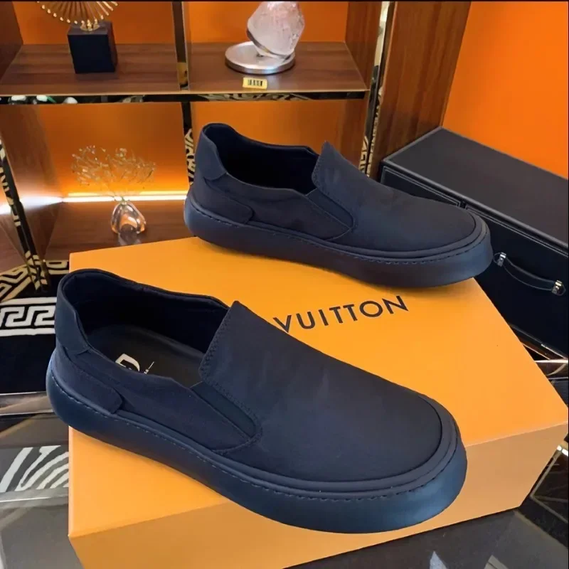 Zapatos de lona para hombre, mocasines informales, cómodos, planos, antideslizantes, suaves, color negro, 2024